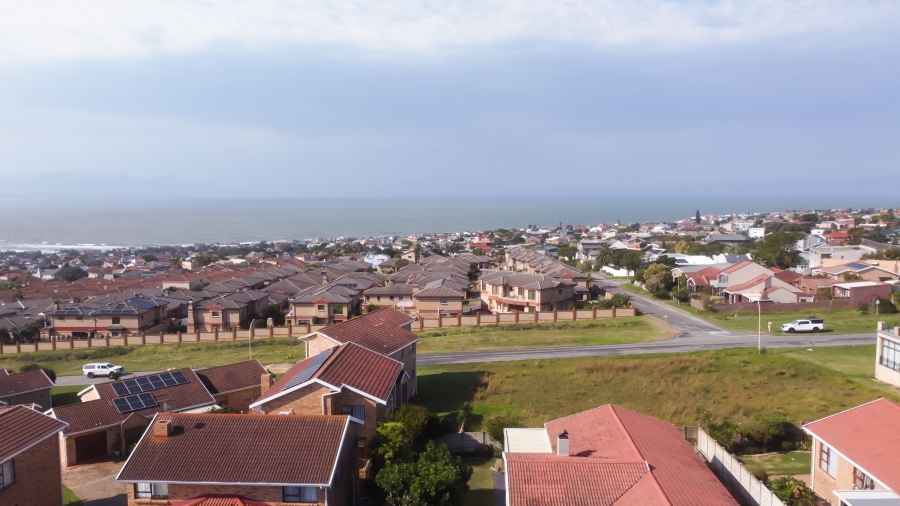 0 Bedroom Property for Sale in Wavecrest Eastern Cape